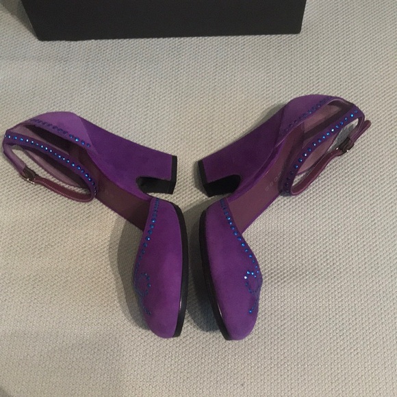 Vintage Marc Jacobs Purple Suede Rhinestone Bow Wedge Heel - Picture 5 of 11